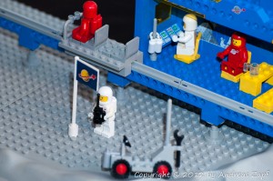 LEGO Set 6970 – Beta-1 Command Base | First Light